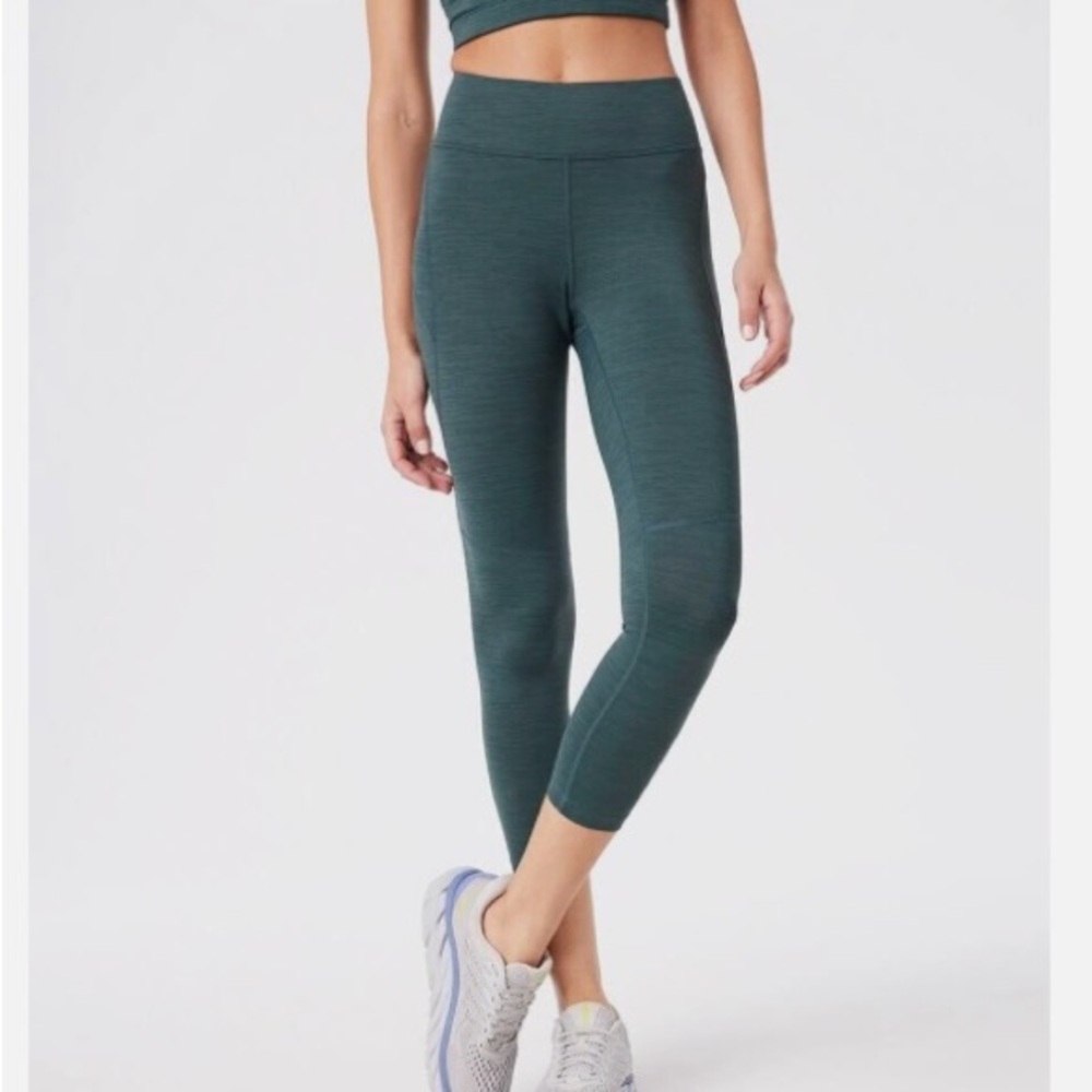Outdoor voices techsweat 7/8 flex leggings in evergreen